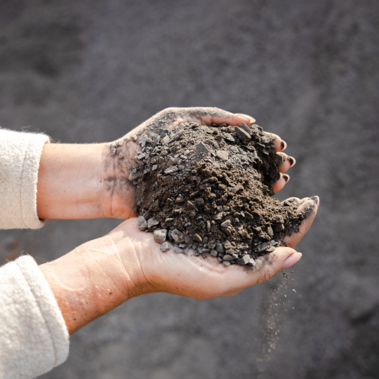 10mm Rundle Stone Path 10mm Rundle Rock Bag | Crushed Charcoal Gravel Calgary – CLS Landscape ...